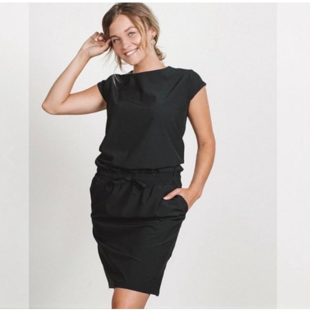 Albion Fit XS Going Places Black Dress Elastic Waist Travel Athleisure Af18